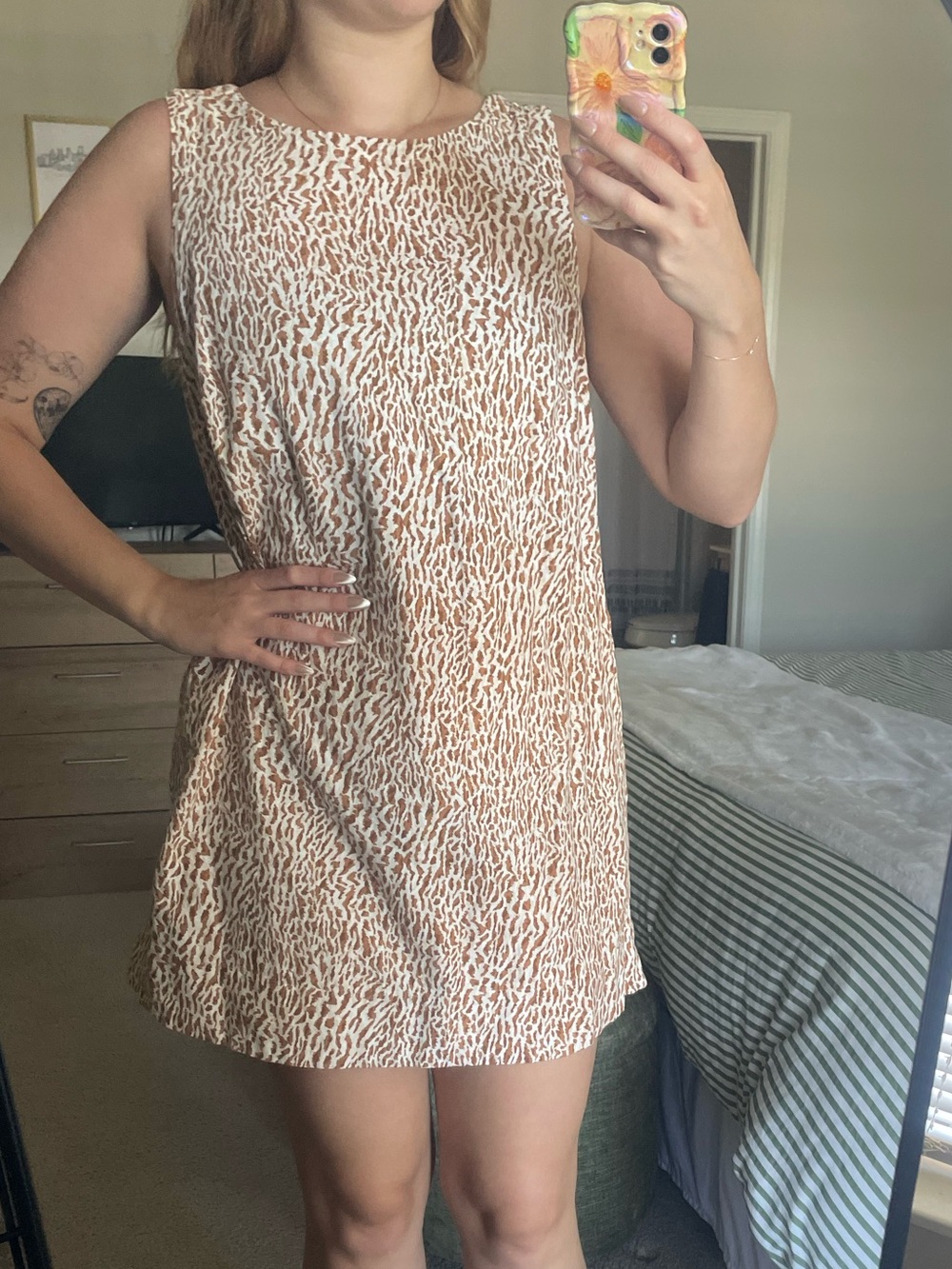 Old Navy Linen Blend Cheetah Printed Mini Shift Dress